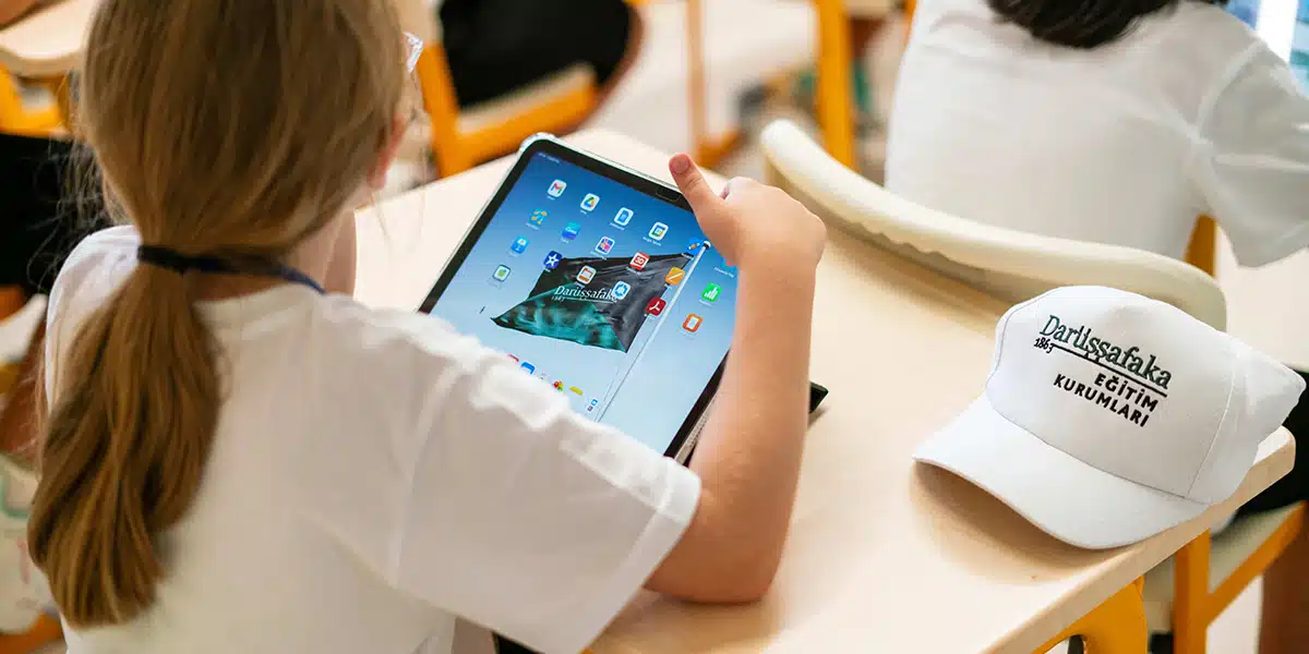 Advantages of Online Learning in Turkey